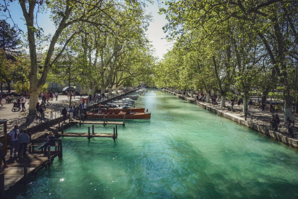 loger a annecy en famille hotels appartements