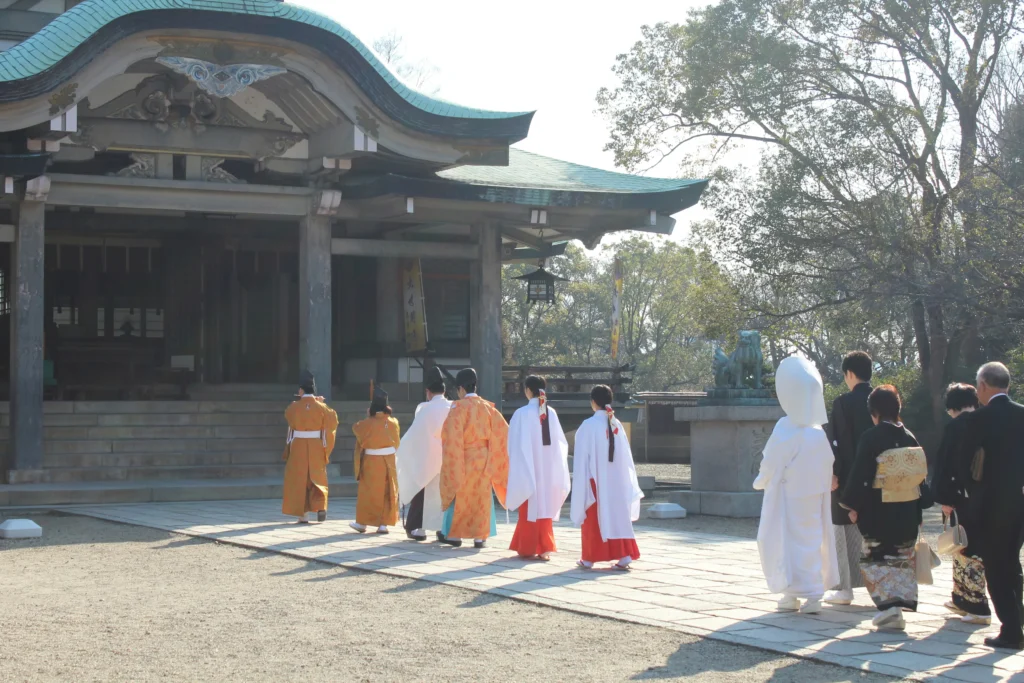 Cérémonie traditionnelle à Osaka au Japon